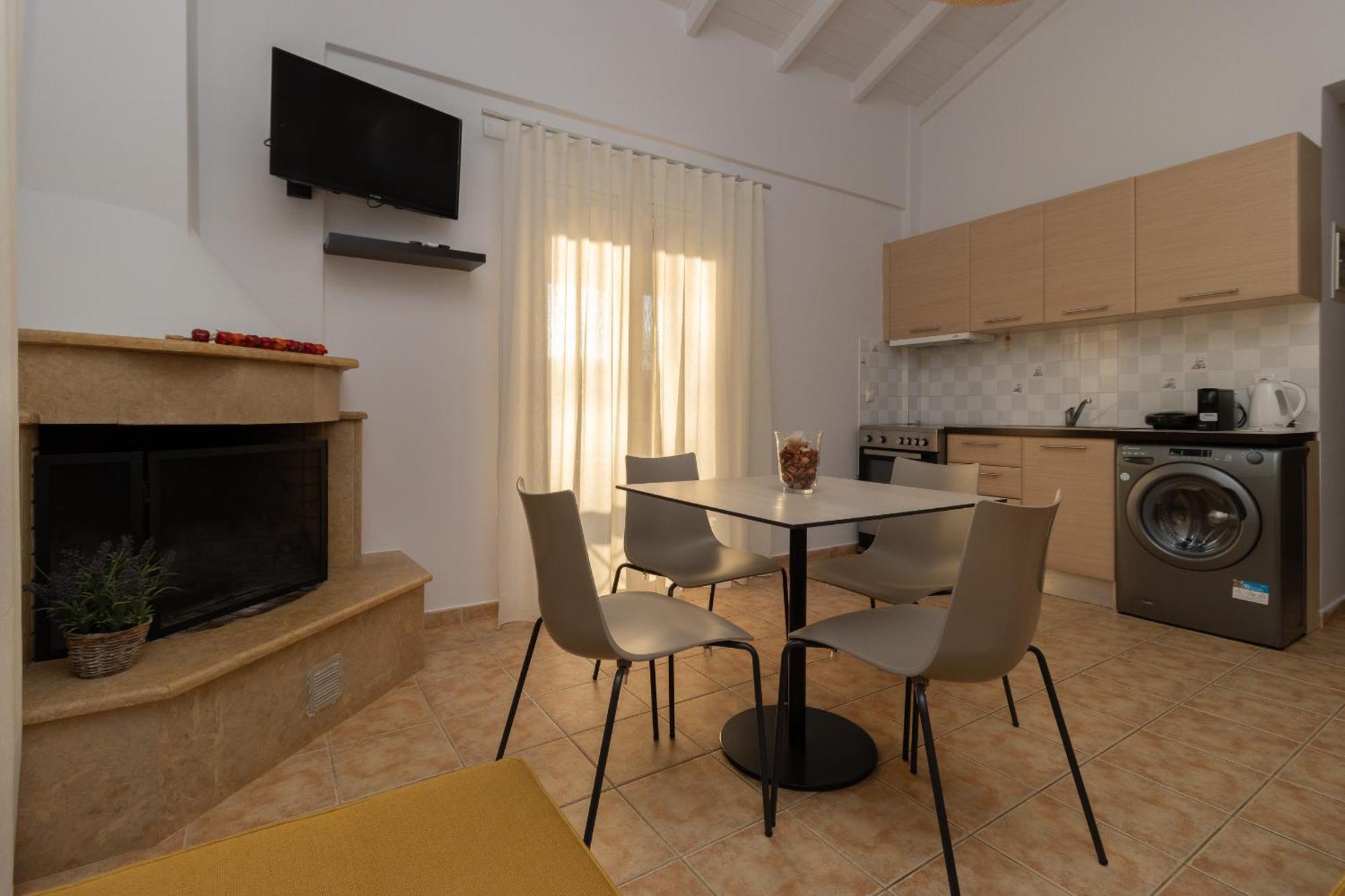 Lagouvardos Apartments Marathopoli Extérieur photo
