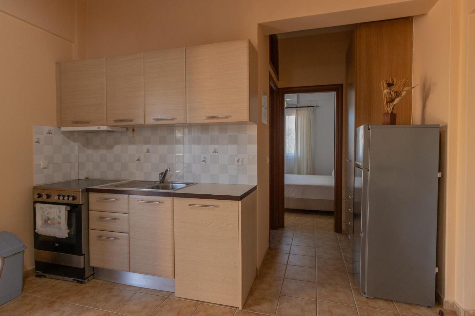 Lagouvardos Apartments Marathopoli Extérieur photo